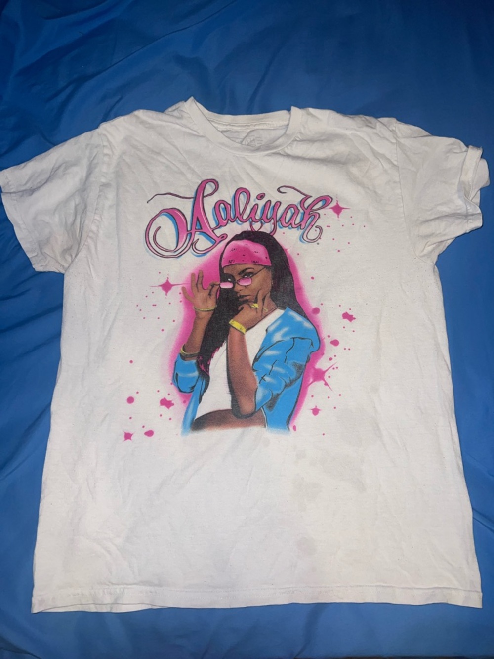 Aaliyah Ripple Junction Airbrush
Graphic Hip Hop R&B T-shirt